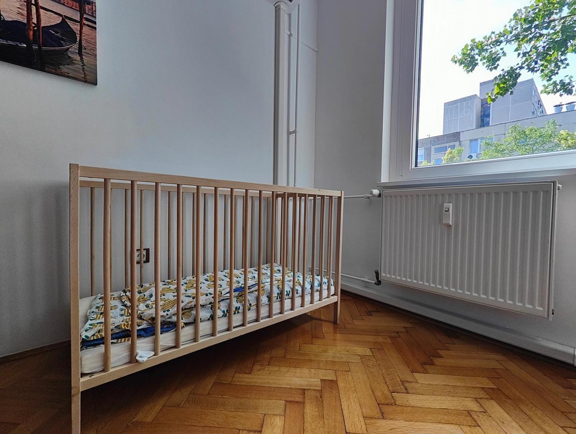 Comfort 14 -- Stylish City Apartment Netflix, Wi-Fi & Parking Мисколк Екстериор снимка